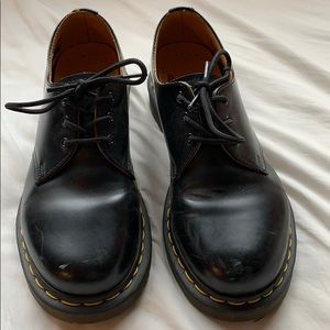 Dr marten oxfords in black size 8